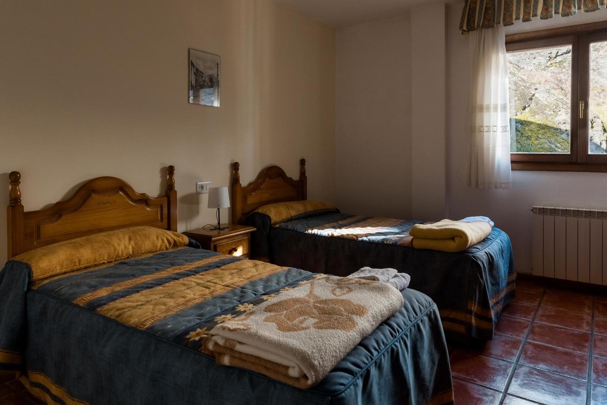 Hotel Casa Samarra Ribera de Cardós Esterno foto